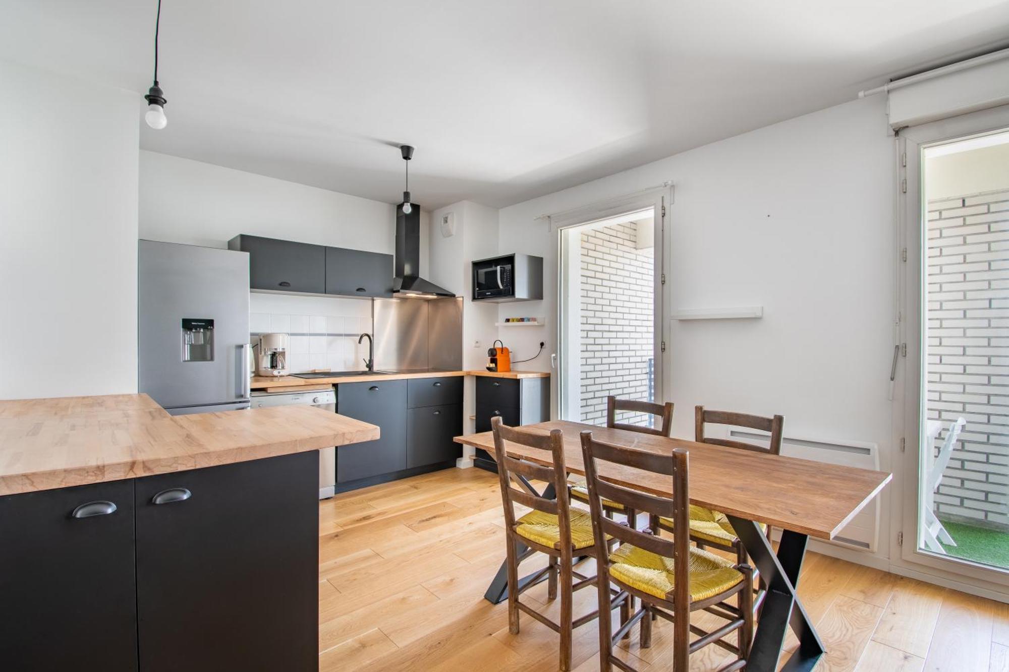 Cosy T2 De 50 M² Centre-Ville Avec Garage & Balcon Nantes Exteriér fotografie